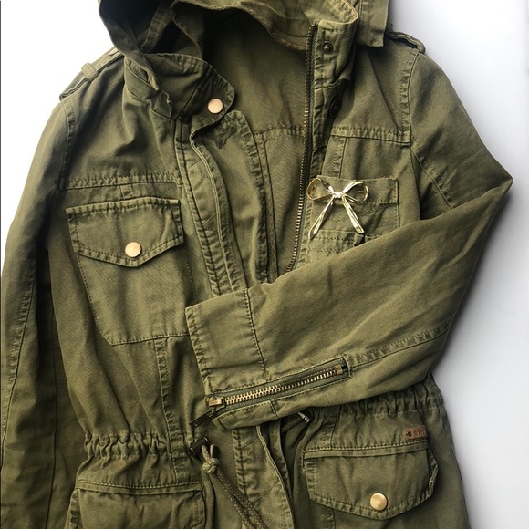 Zara Jackets & Blazers - Zara army green military jacket